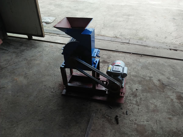 小型打砂機(jī)